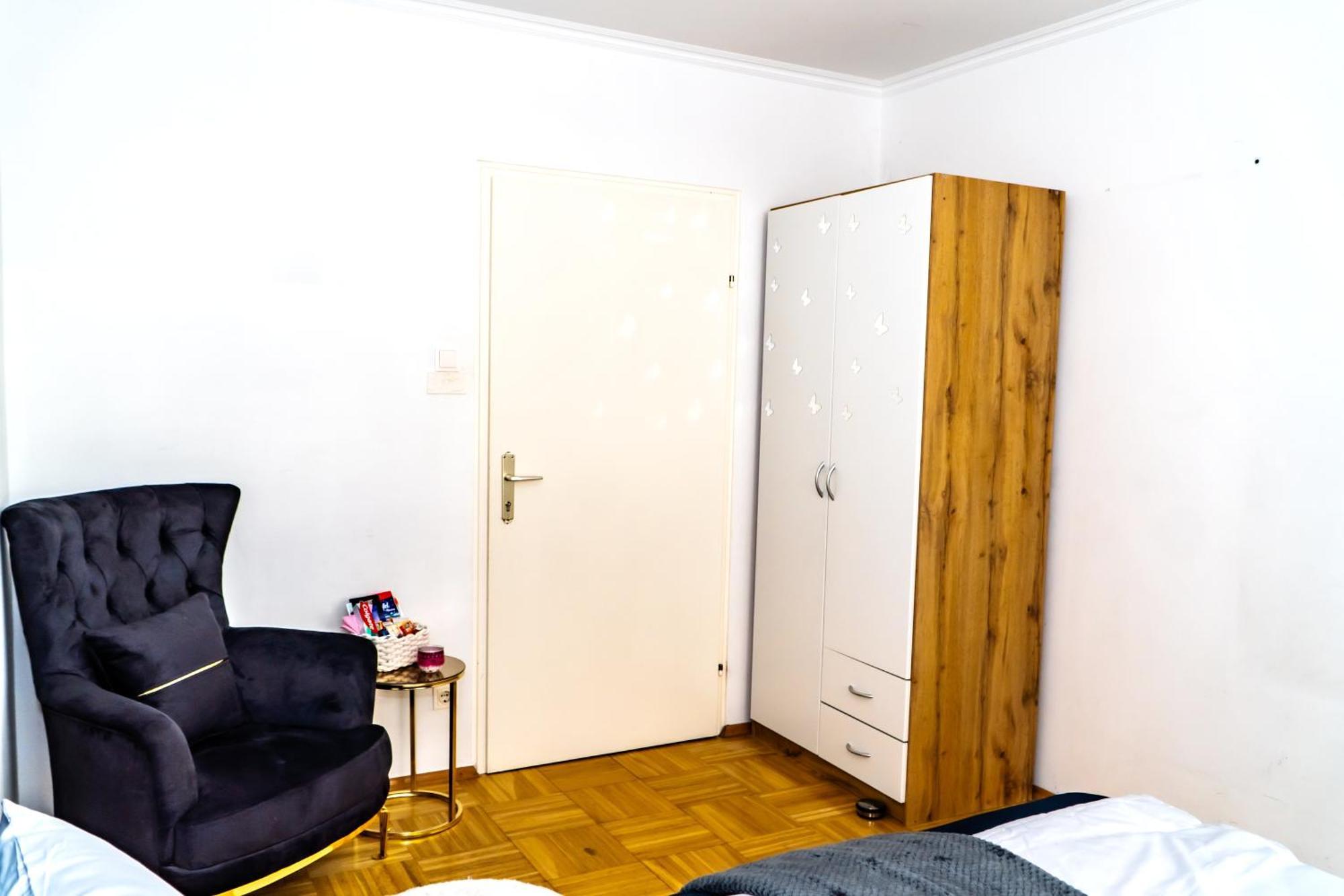 Spacious Rooms 5 Minutes To Wiener Stadthalle Exteriör bild